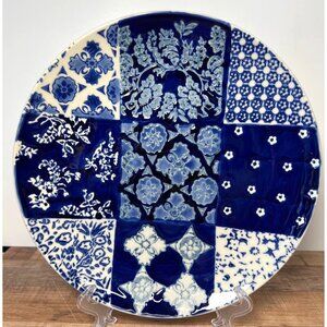 Vintage-Inspired Blue & White Porcelain Decorative Plate With Patchwork Floral